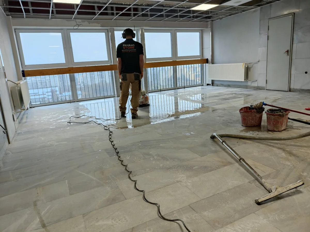 Renowacja Marmuru - Hol Windowy - zdjęcie z realizacji