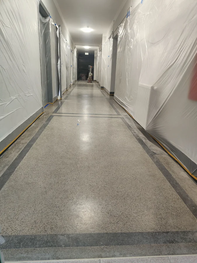 Szlifowanie Lastryko - Szkoła Masażu nr 2 - zdjęcie z realizacji